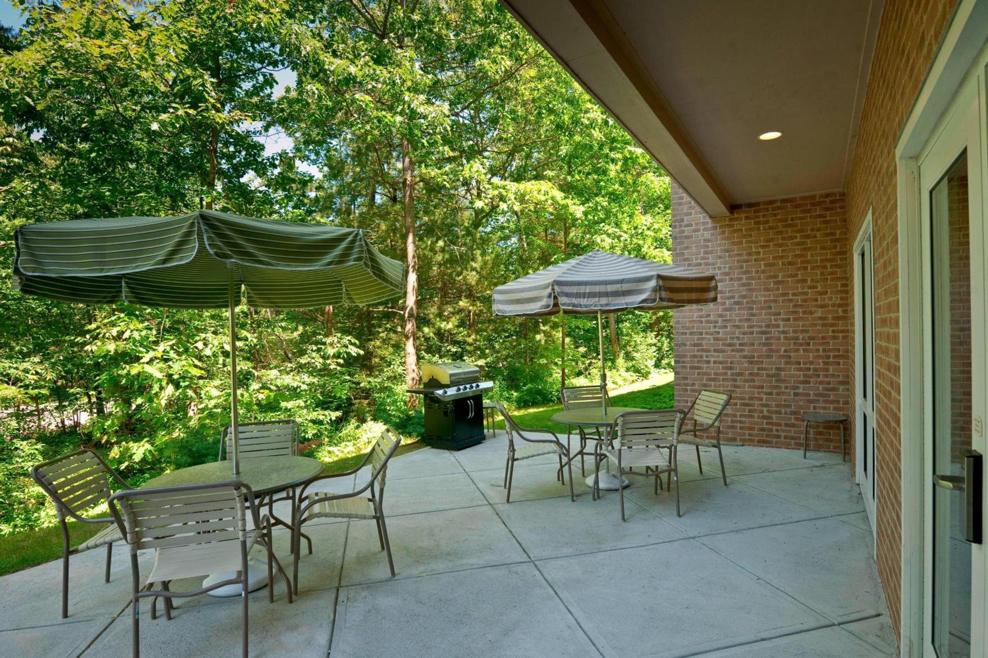 Fairfield Inn & Suites By Marriott Brunswick Freeport Exterior photo
